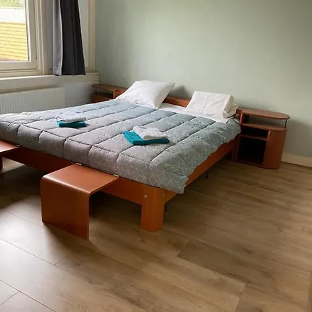 3 Kamers Met Keuken En Badkamer *