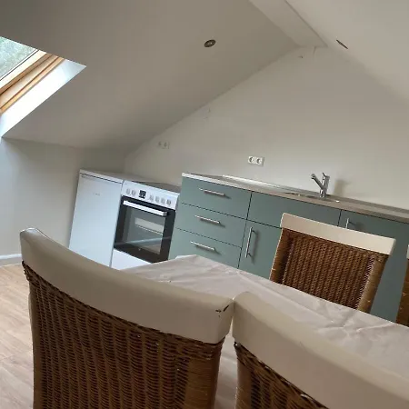 3 Kamers Met Keuken En Badkamer 招待所
